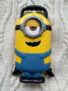 Despicable Me Minions Case  Stuart Used Please look at the pictures Used PLease look at the pictures