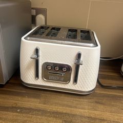 morphy richards toaster