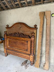 antique bed