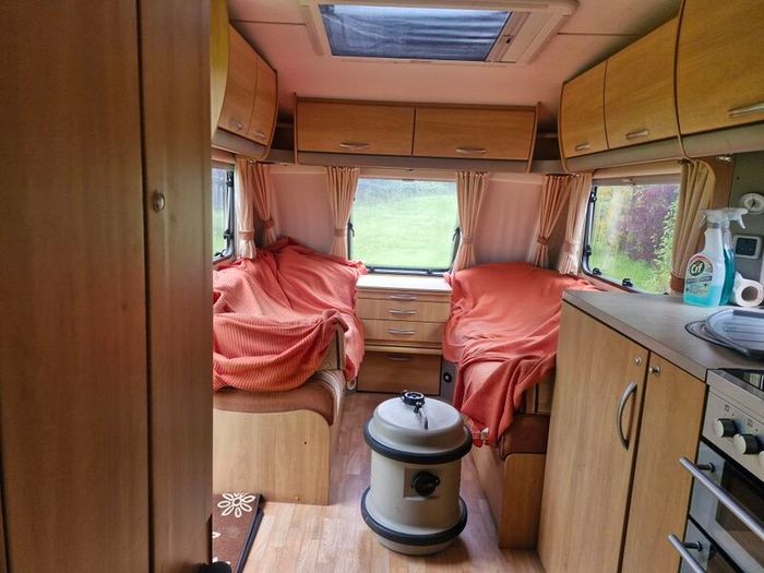 Swift Caravan