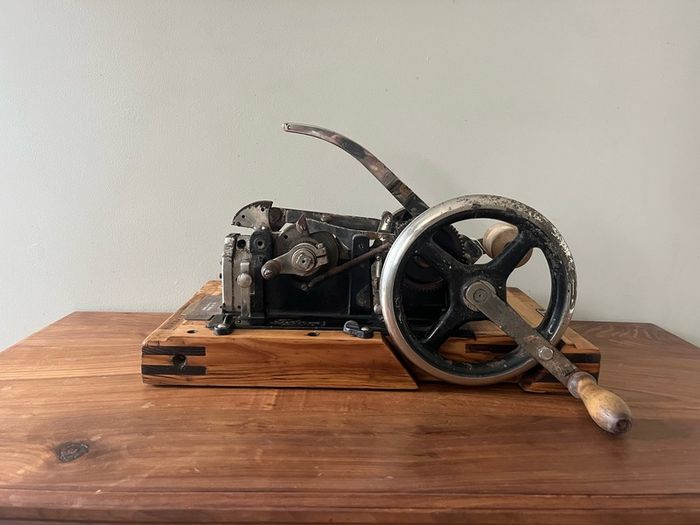 Frobana sewing machine