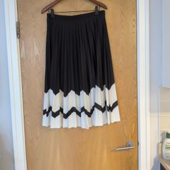 F&F Black Pleater Skirt.  S. 14.