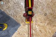 hydraulic jack