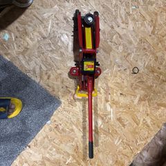 hydraulic jack