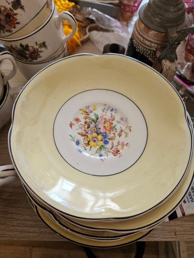 Johnson Bros Pareek China Tea Set