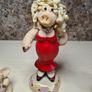 Piggins by David Corbidge figurines statues Piggin lovely - dressed to kill - drunk as a skunk vintage 1999 2002 Image 3