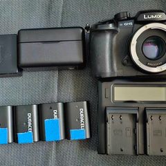 Panasonic GH5 + Metabones Speedbooster +Tripod + 3ft Nanlite Pavotube 30c