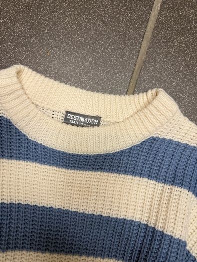 girls sweater