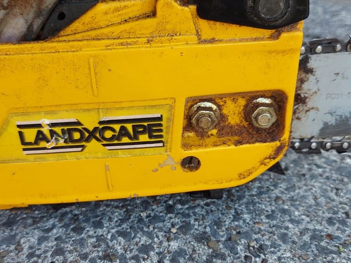 LANDXCAPE Petrol Chainsaw, working great and in excellent condition