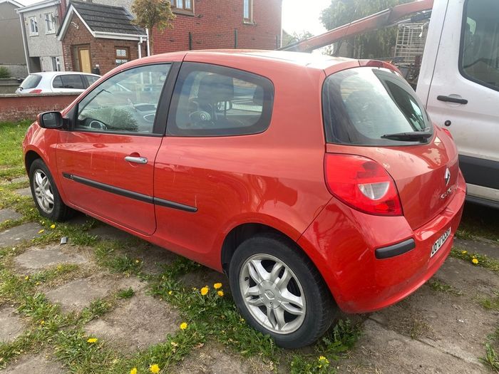 2006 Renault Clio low km