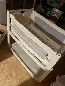 SnuzPod 4 Bedside Crib or CoSleeper in Excellent Condition