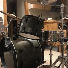 Pearl Drum Kit