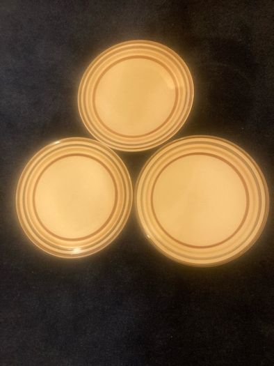 Vintage Dinner Plates/Side Plates 5-7euro each.