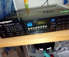 Akai V205