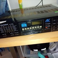 Akai V205