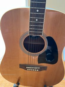 guitar very good condition