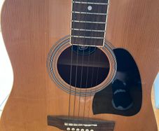 guitar very good condition