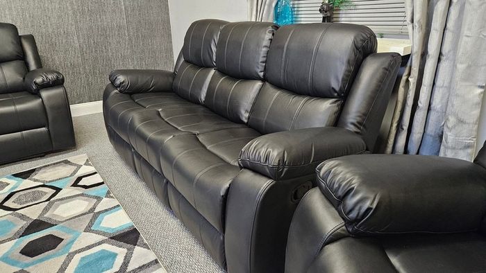 Brand new Leather 3 & 2 Sofa Set
