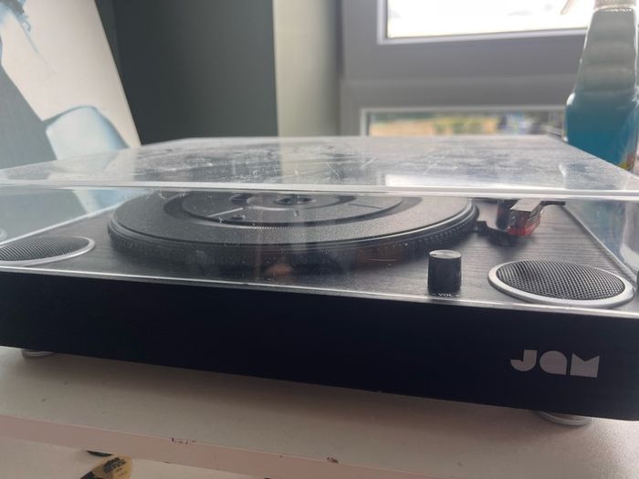 JAM record player
