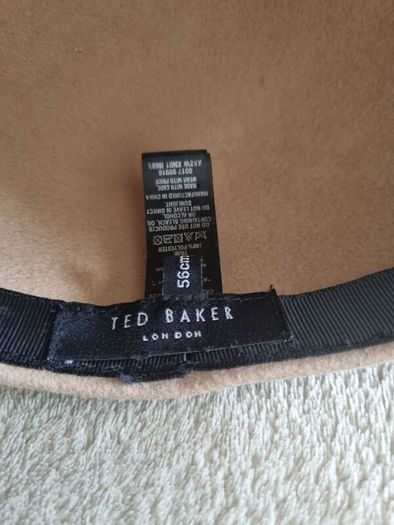 Ted Beker hat