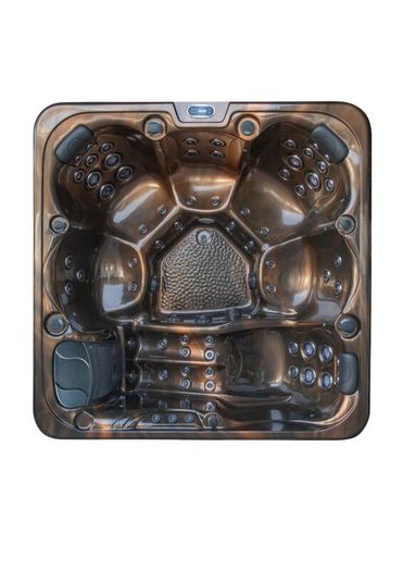 Apullia Hot Tub