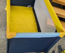 travel cot