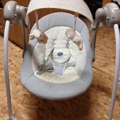 Chicco baby swing