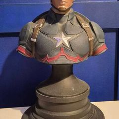 Gentle Giant Captain America Marvel Bust 35 cm