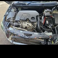 2x opel insignia only in parts. Parts going cheap