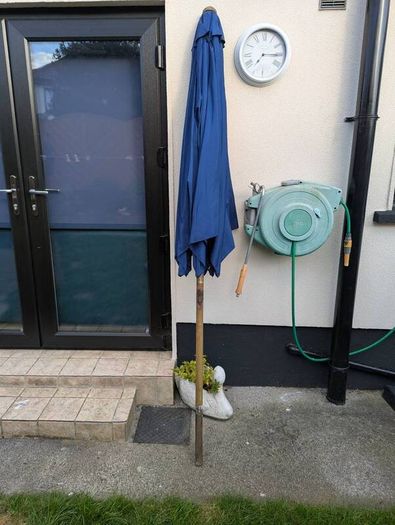 Parasol and Base