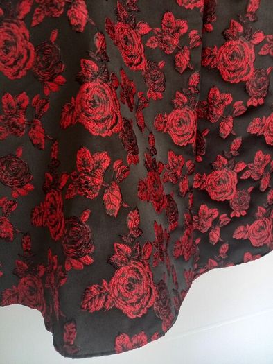 women occasional skirt.size12/14