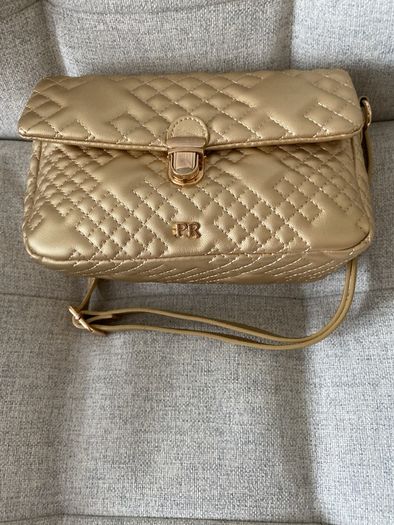 Gold quilted Punt Roma bag