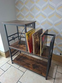 Audio media unit / cabinet / display