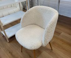 3 Sherpa chairs