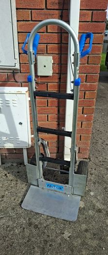 Alutruk hand truck