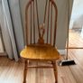 Solid wood extendable table and 5 chairs Image 8