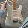 Fender Stratocaster Gold Image 5