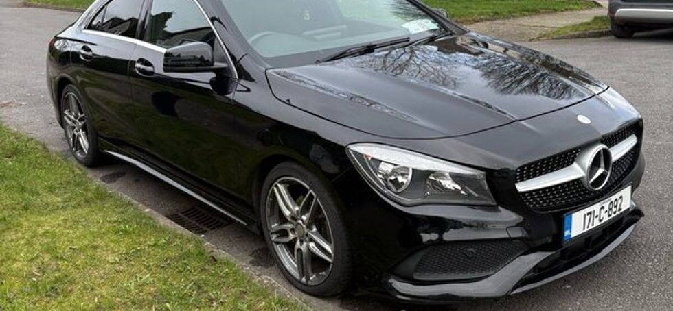 Mercedes AMG CLA Apple Car Play