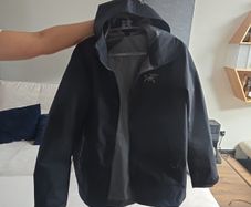 Arcteryx Beta Lt jacket Medium Men