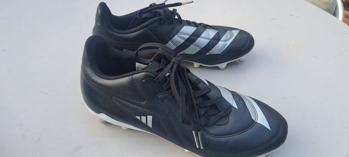 Adidas rugby football boots size 9