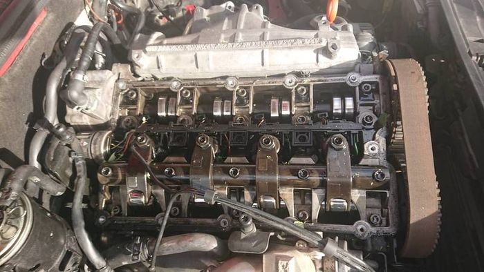 Audi a4 a6 2.0tdi 140 / 170bhp BLB BRE BRD engine parts.Injectors turbo head oil pump camshafts rockers balance shaft flywheel clutch breaking