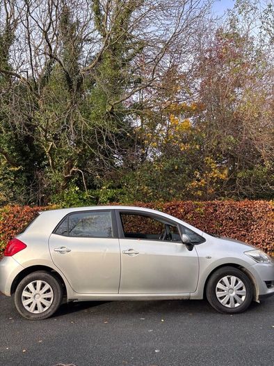 Toyata Auris 1.4 D-4D Manual