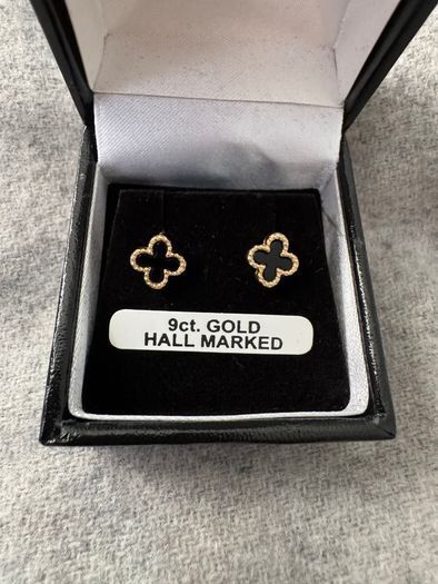 9ct gold onyx quatrefoil earrings