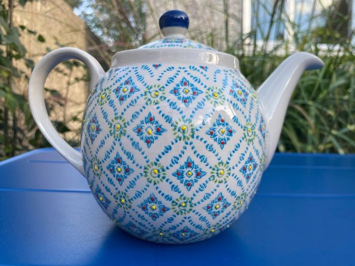 Carraig donn teapot eclectic range