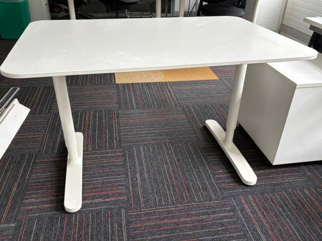 IKEA desk 800 x 1200