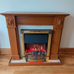 Dimplex Electric Fireplace - Flame effect + heat