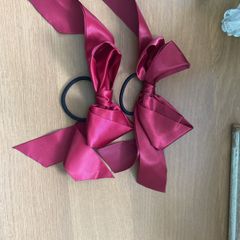 2 x hair bow elastics