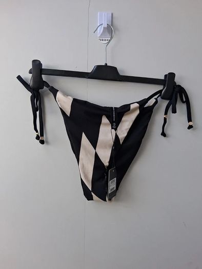 Brand New French Connection Black/White Checkerboard Tie Side Bikini Bottoms in Size UK14.