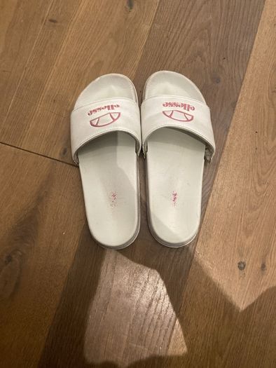 Ellesse sliders