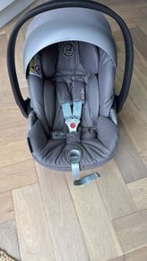 Cybex Cloud Z i-Size infant car seat